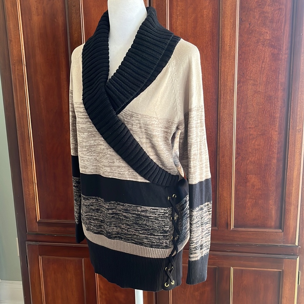Style & Co. Black and Cream Striped Shawl Collar V-Neck Sweater